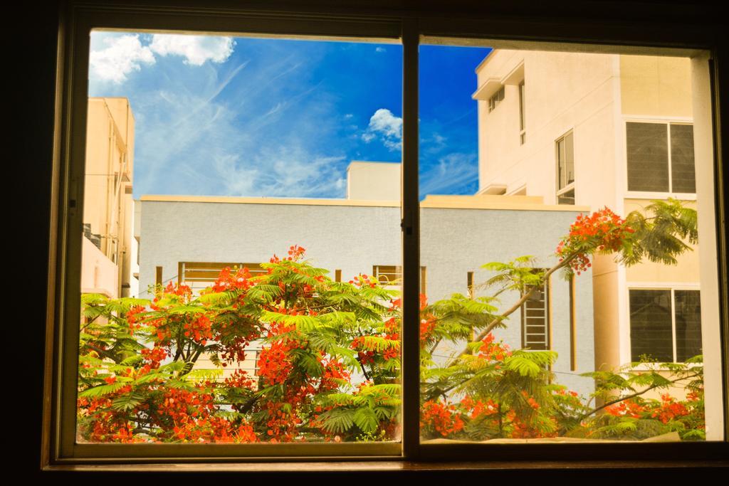 Serene Boutique Hotel Bangalore Exterior foto